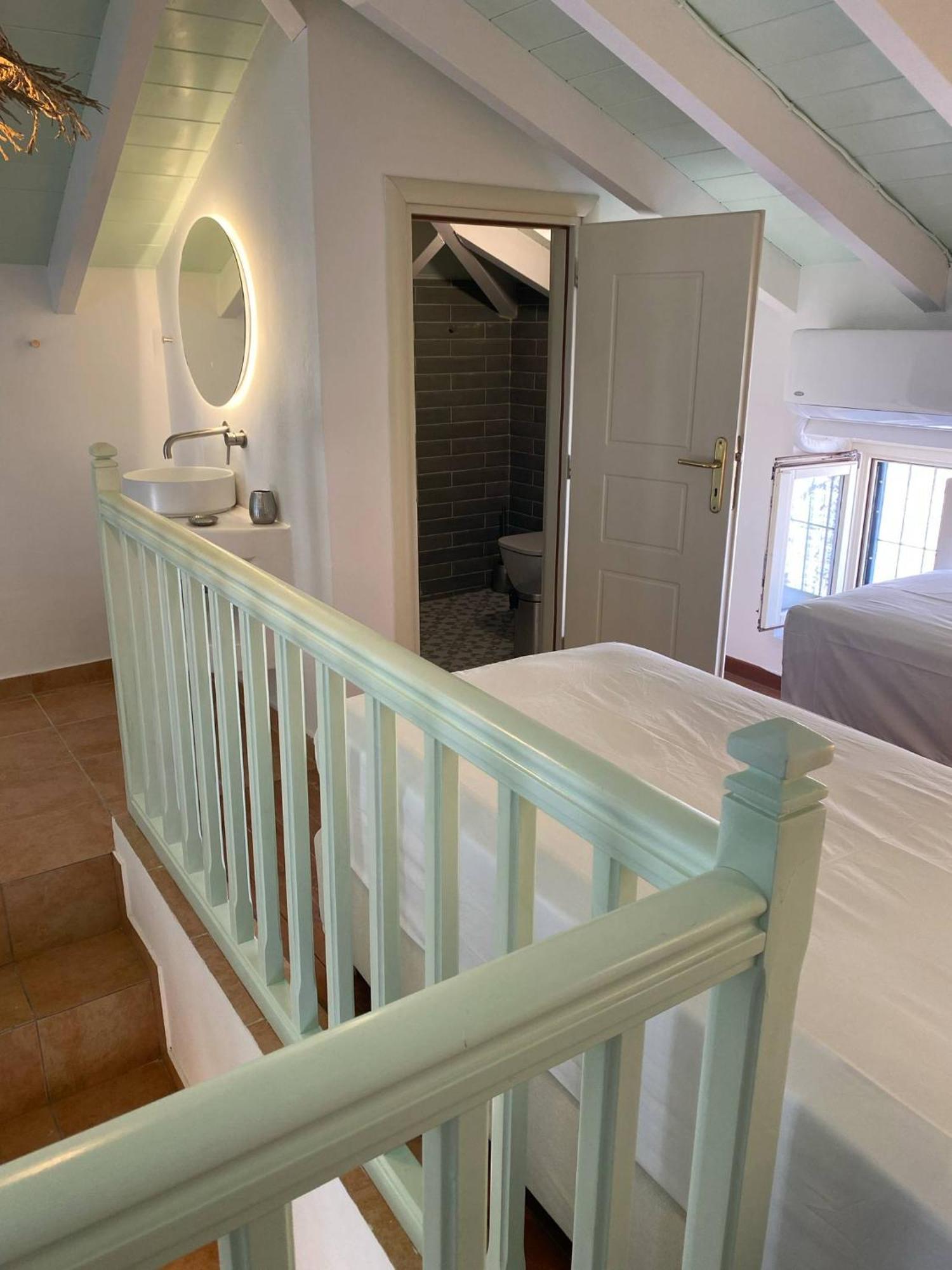 Villa Theoni Chalki Town Extérieur photo