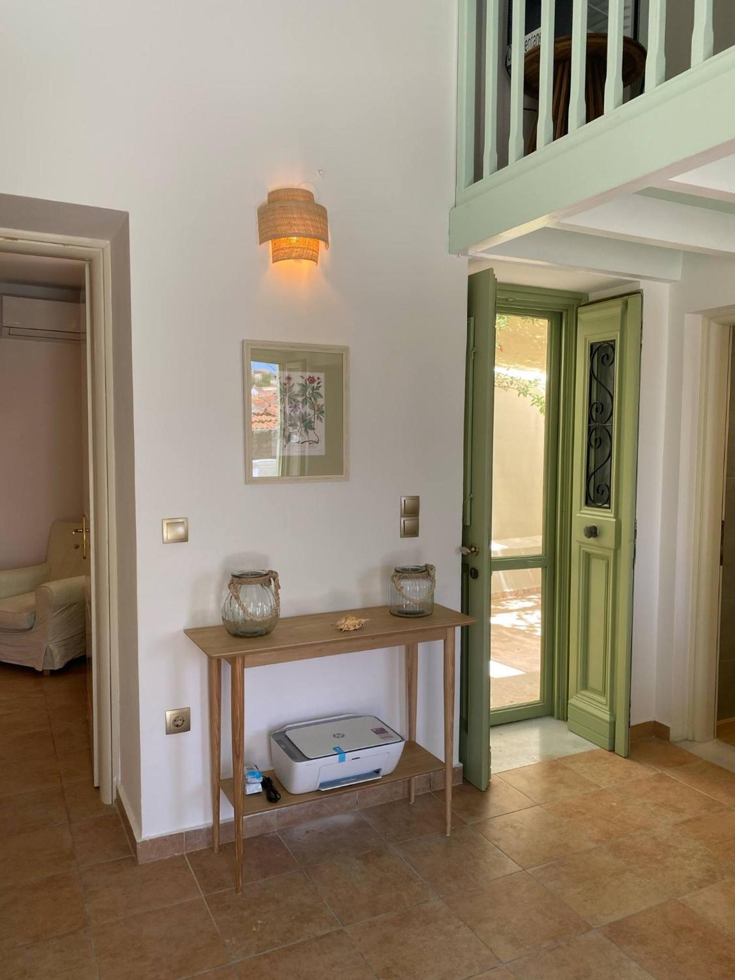 Villa Theoni Chalki Town Extérieur photo